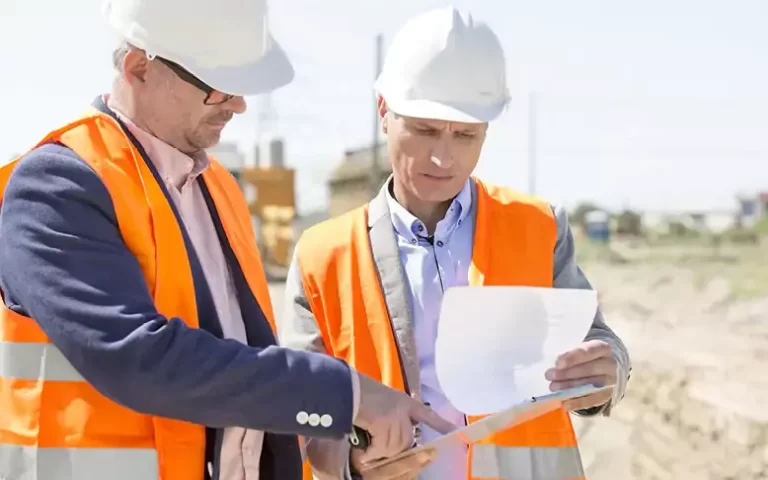 NEBOSH Delegates completing Health & Safety checks