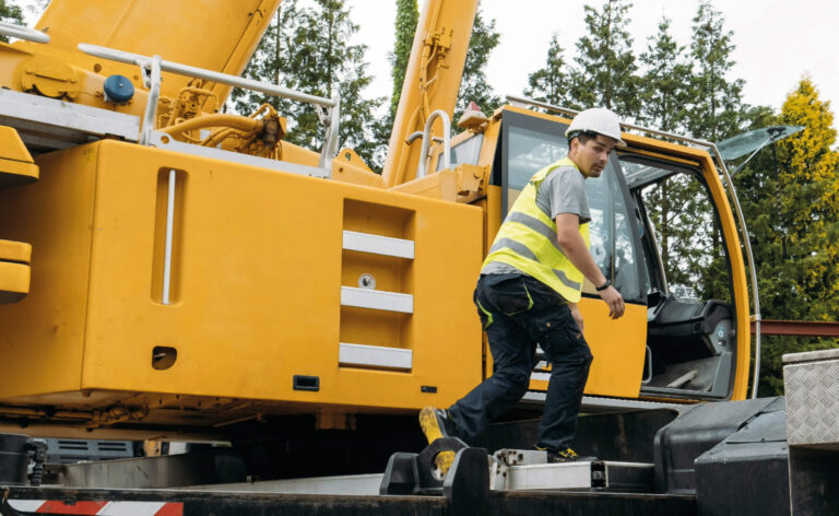 Plant Operating a crane in their Level 2 Plant Operations