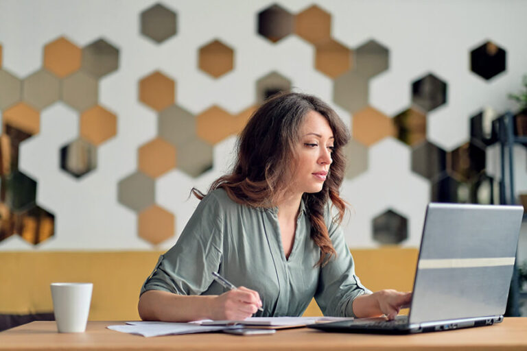 3B Training offer Personal Development eLearning courses.