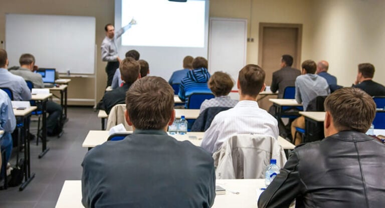 Delegates learning in a 3B Training Venue