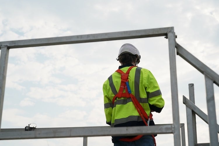 health and safety monitoring at work min